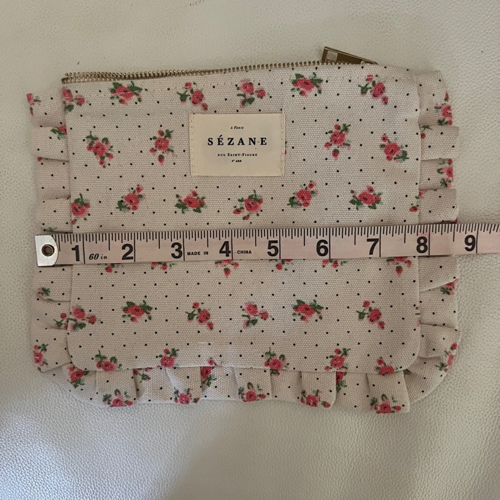 Sézane Floral Ruffle Pouch - Limited Edition - Picture 8 of 10